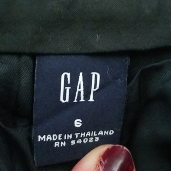 Shorts - Picture 2 of 4